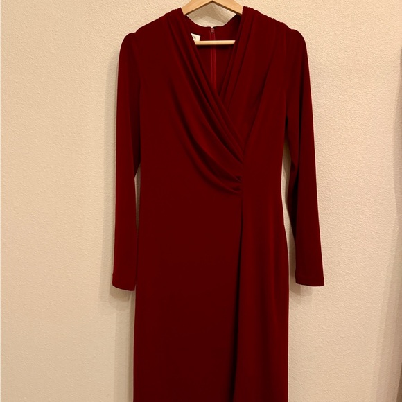 Kay Unger Dresses & Skirts - Kay Unger burgundy, Long Sleeve Dress